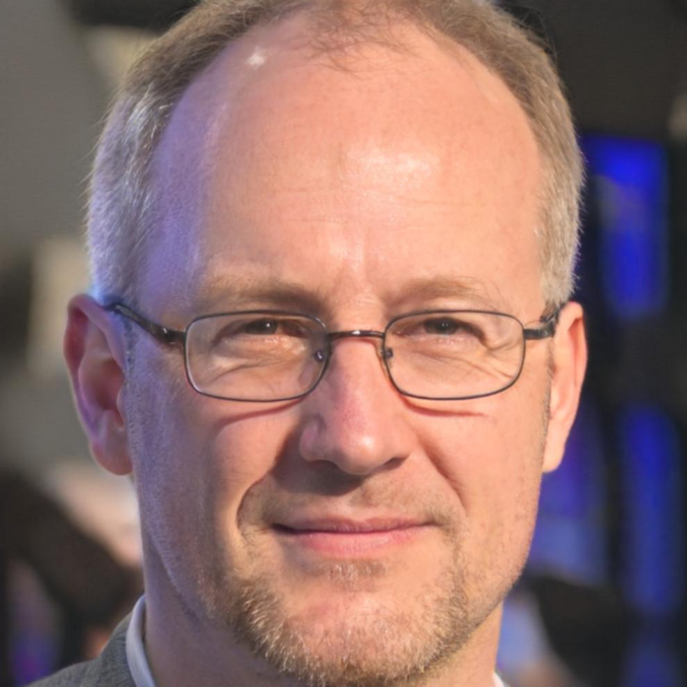 Тимур Абаев, финансовый консультант